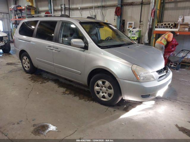  Salvage Kia Sedona