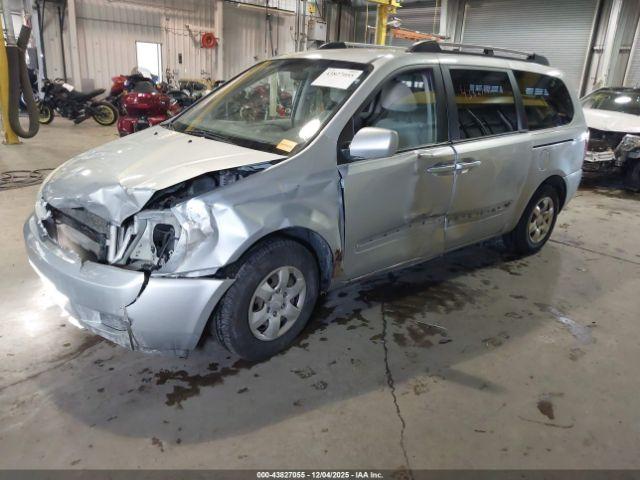 Kia Sedona Lx Image 8