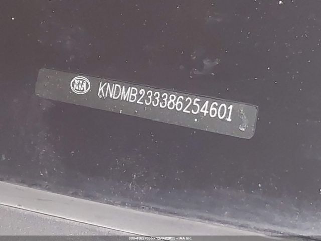 Kia Sedona Lx Image 3