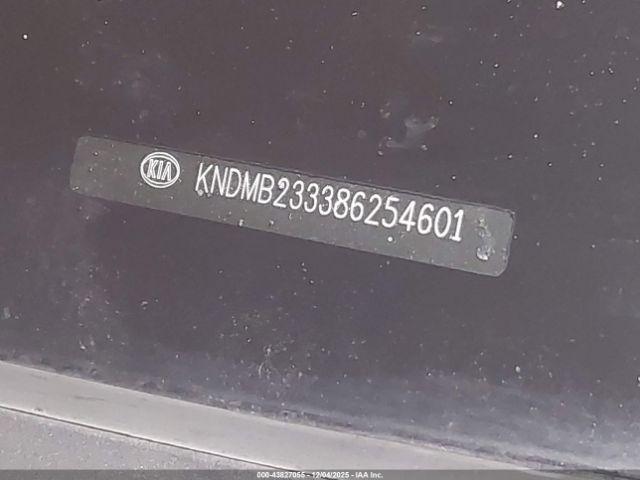 Kia Sedona Lx Image 3