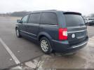 Chrysler Town & Country Touring Image 9