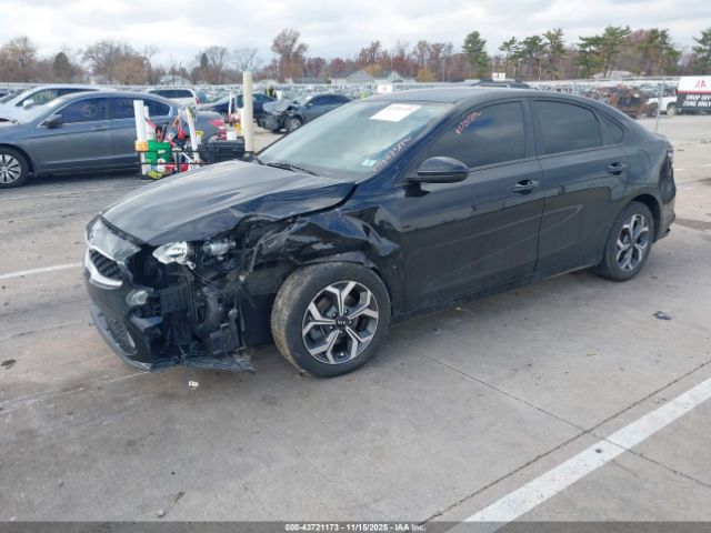 Kia Forte Lxs Image 4