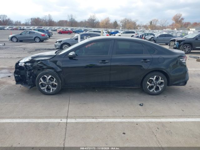 Kia Forte Lxs Image 11