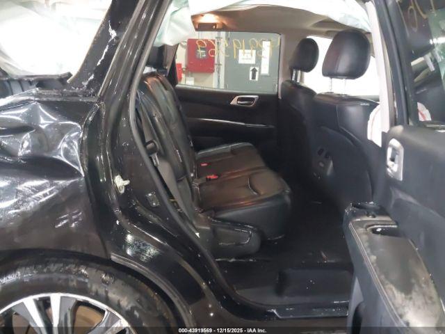 Nissan Pathfinder Platinum 4wd Image 5