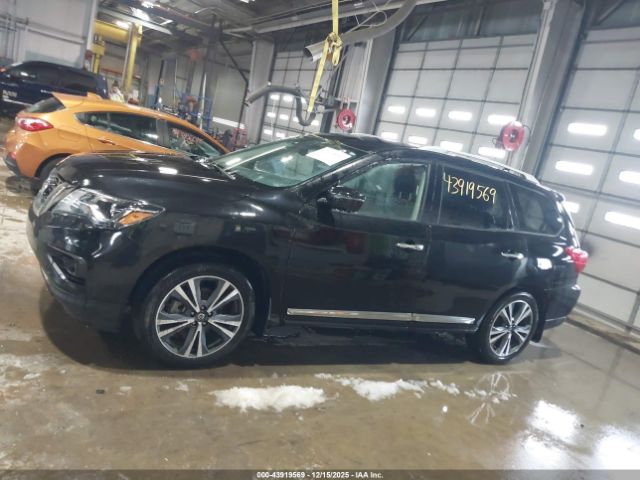 Nissan Pathfinder Platinum 4wd Image 14