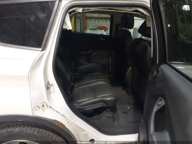 Ford Escape Titanium Image 15