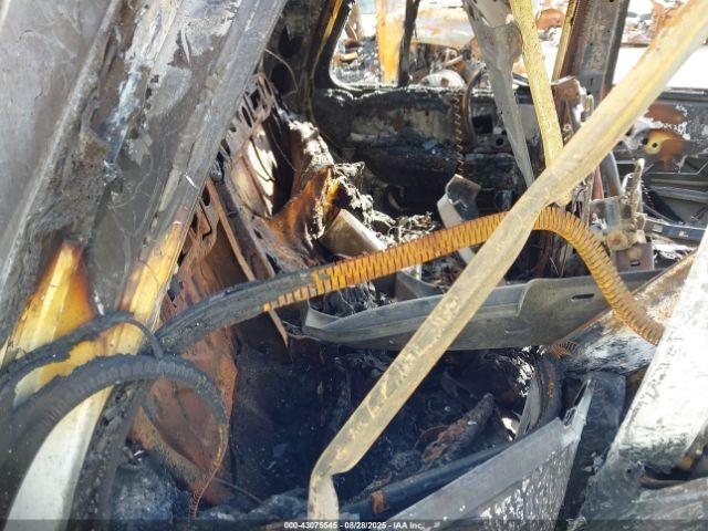 GMC Envoy Slt Image 9