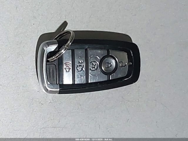 Ford Explorer Limited Image 12