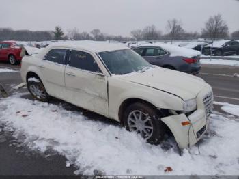  Salvage Chrysler 300