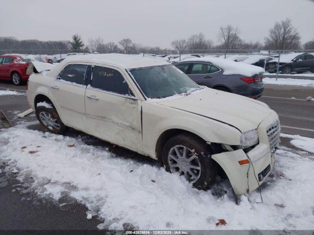  Salvage Chrysler 300