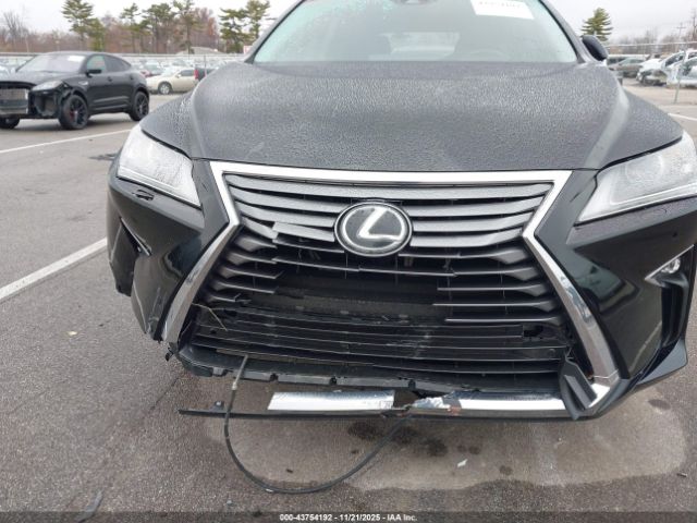 Lexus RX Image 10