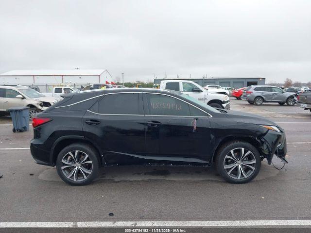Lexus RX Image 14