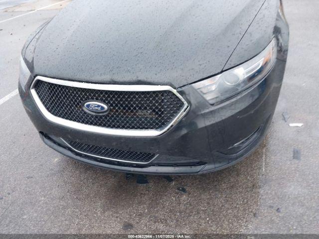 Ford Taurus Sho Image 13