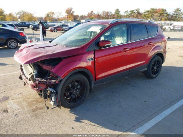 Ford Escape Titanium Image 2