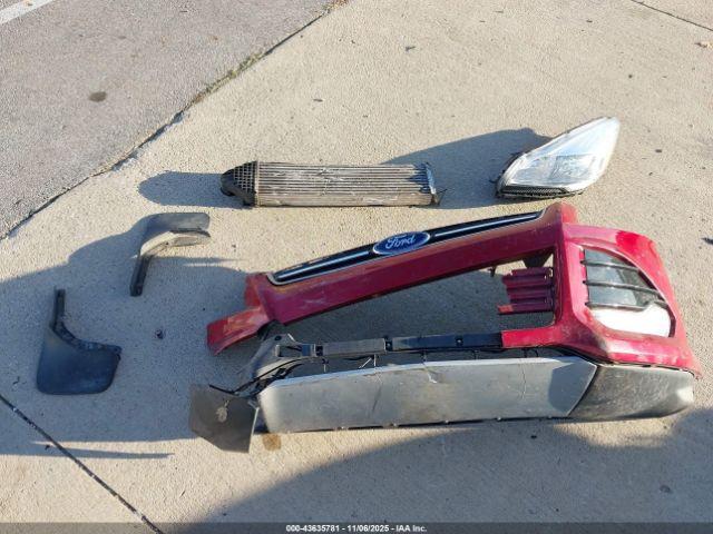 Ford Escape Titanium Image 12