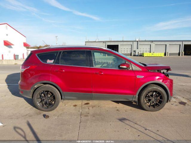 Ford Escape Titanium Image 10